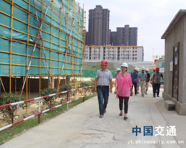 南昌市質(zhì)監站領(lǐng)導蒞臨象湖隧道、九洲高架安置房項目檢查指導工作